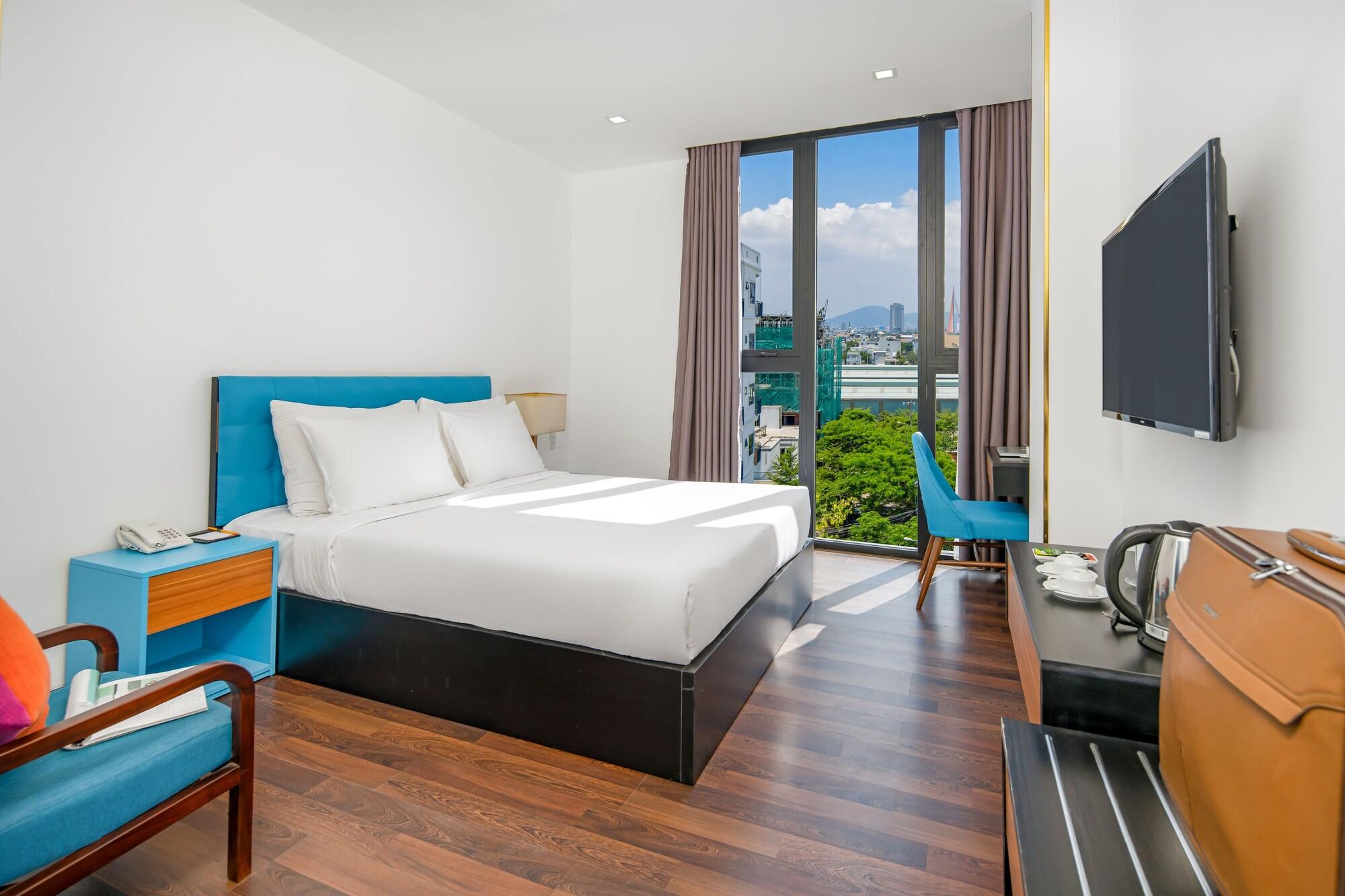 Platinum Danang Hotel Exterior photo