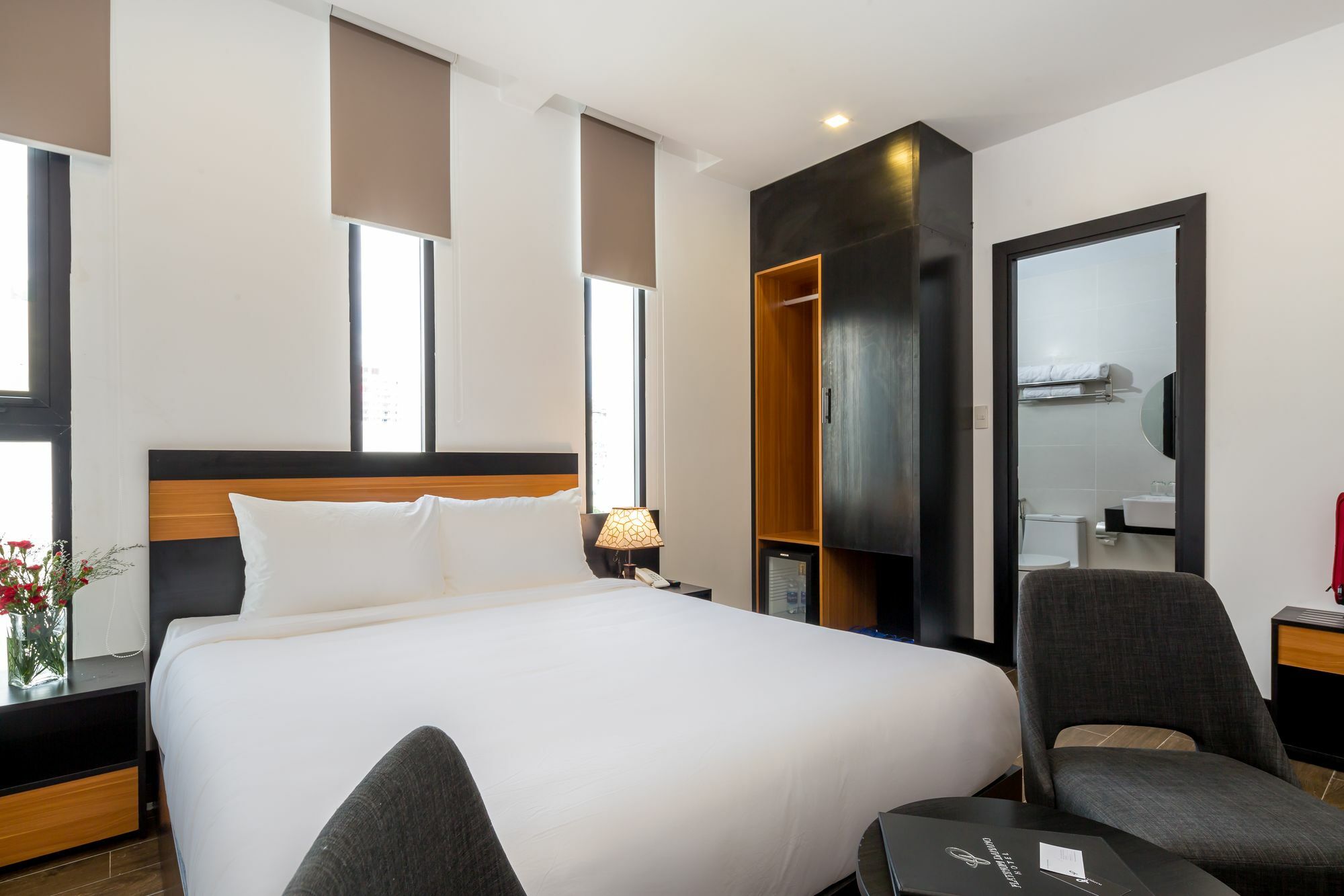Platinum Danang Hotel Exterior photo