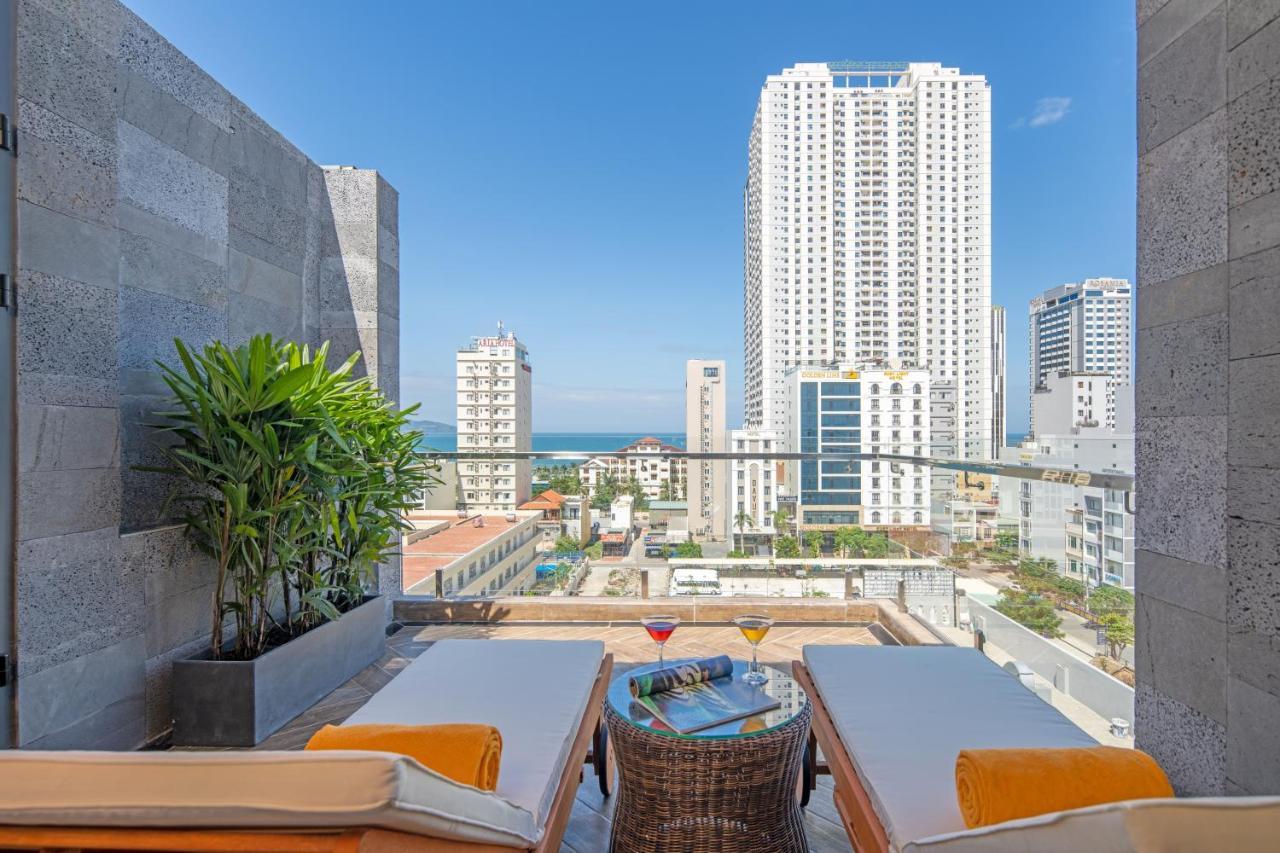 Platinum Danang Hotel Exterior photo
